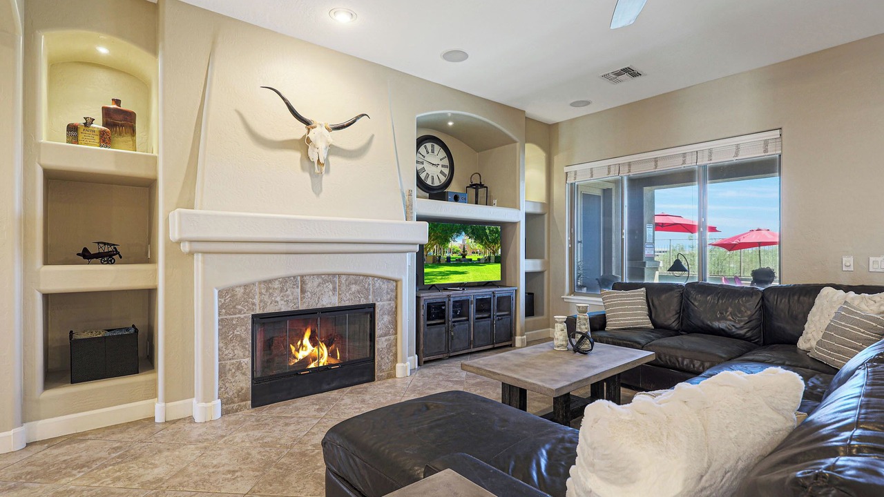 Photo of Livingroom in Estrella Mountain Ranch