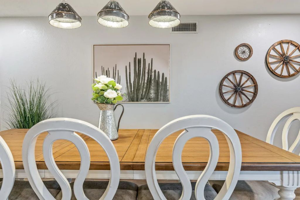 Photo of Bedroom in Desert Foothills Estates