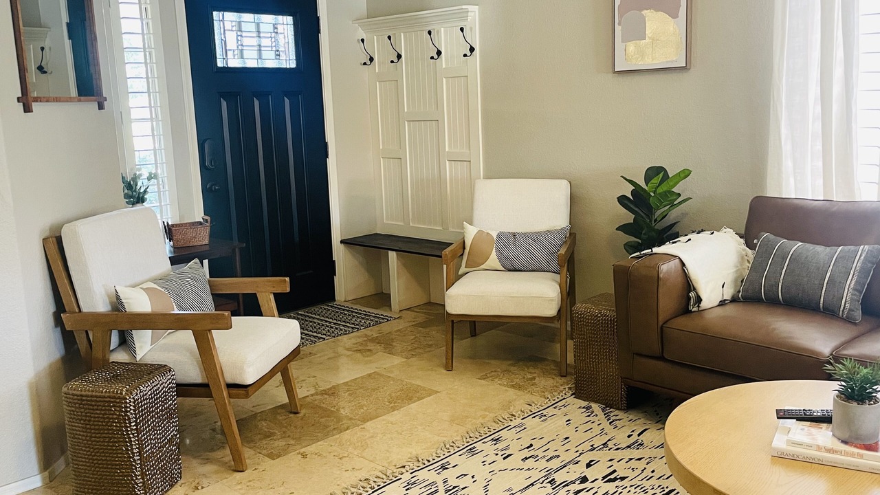 Photo of Livingroom in Power Ranch