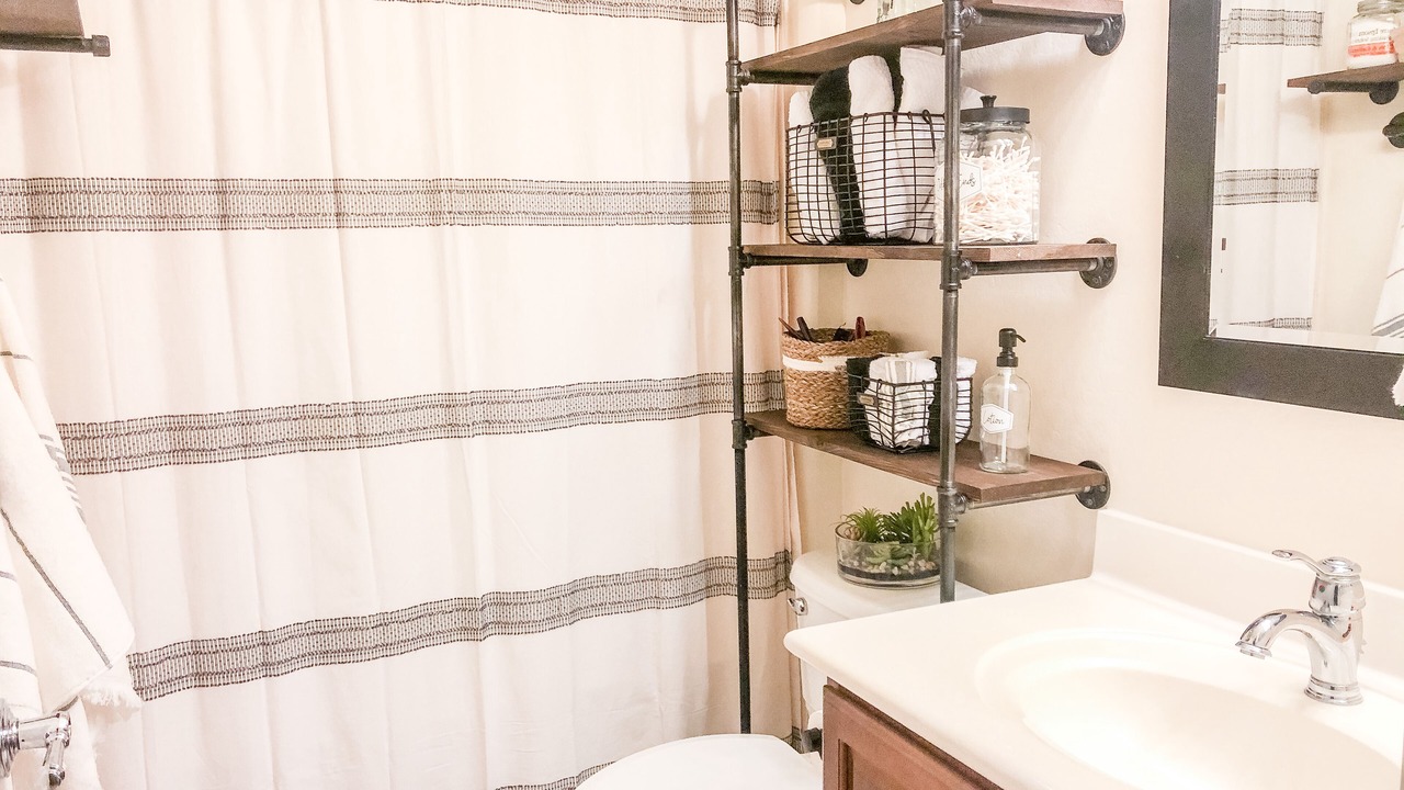 Photo of Bathroom in Anthem at Merrill Ranch