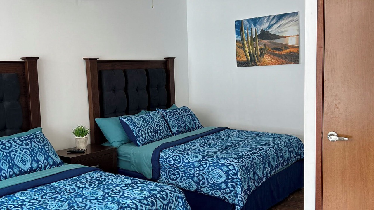 Photo of Bedroom in Villas California