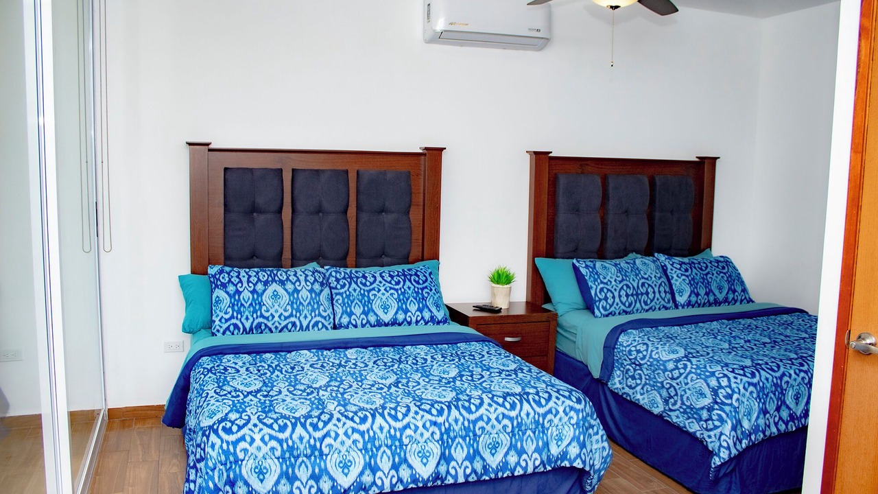 Photo of Bedroom in Villas California