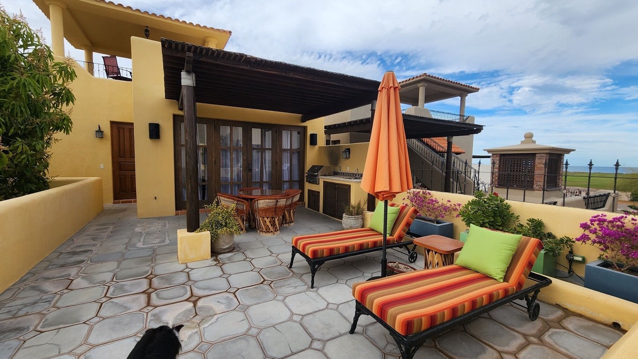 Photo of Outdoor in Nopolo