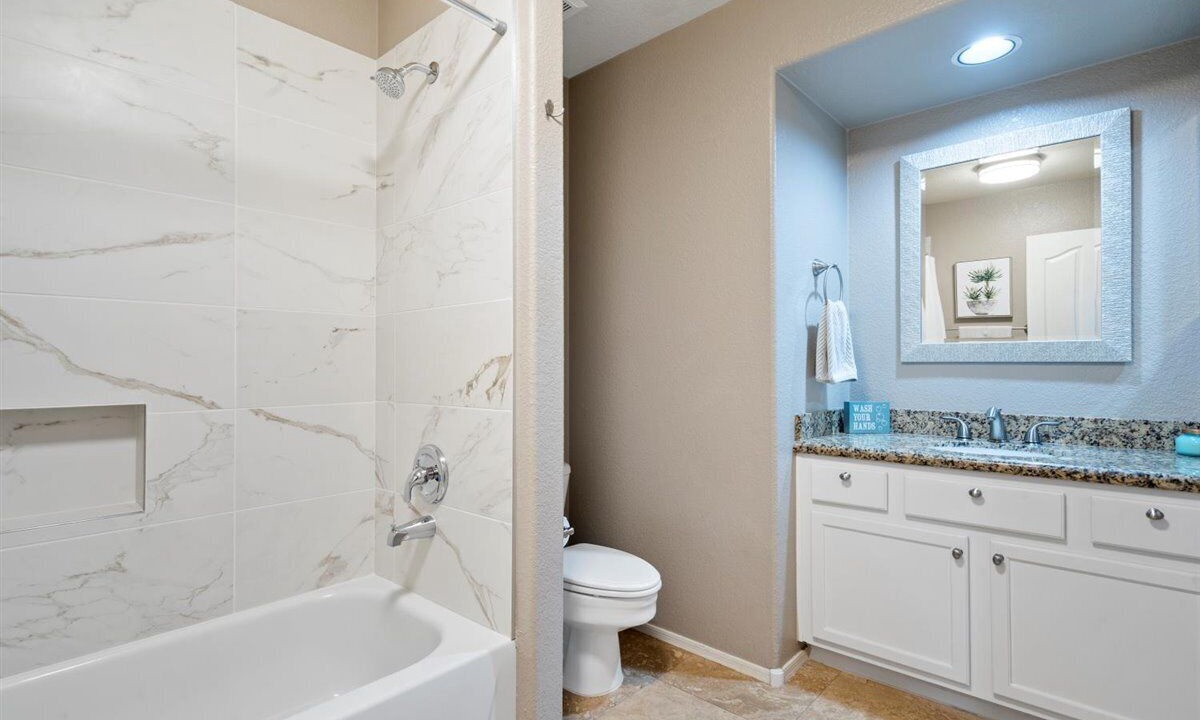 Photo of Bathroom in Desert Ridge
