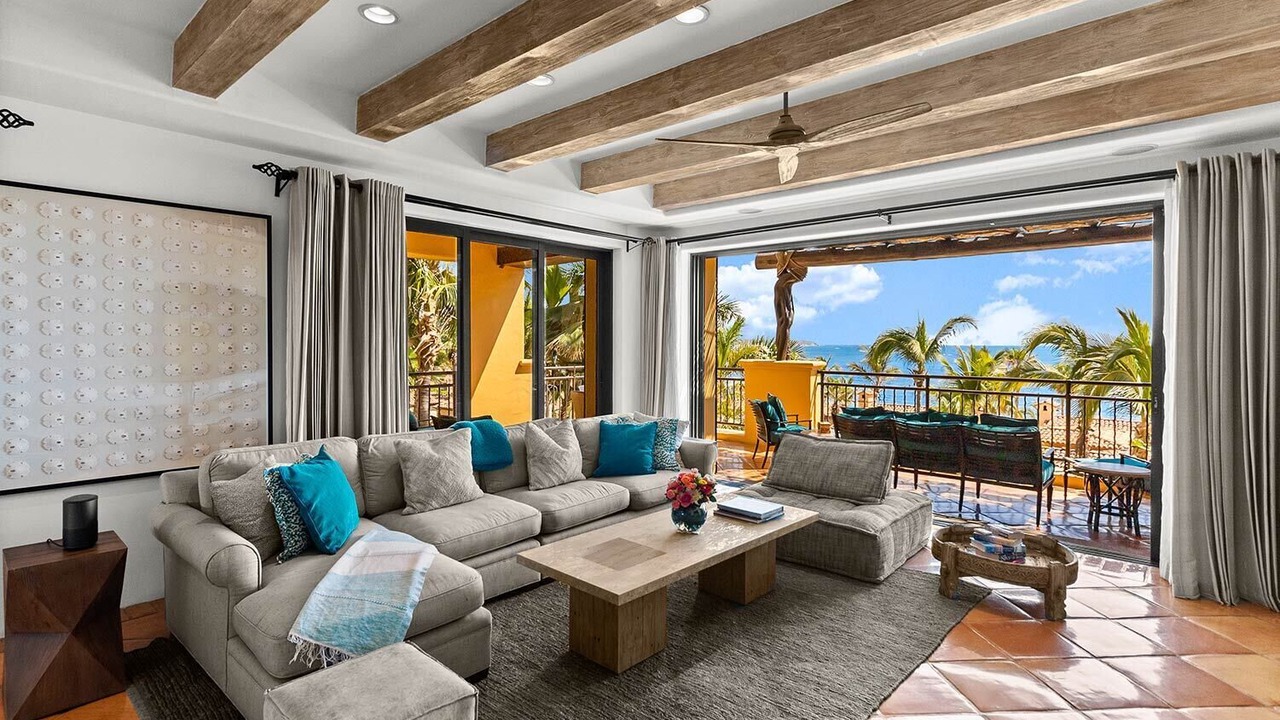 Photo of Livingroom in El Medano Ejidal