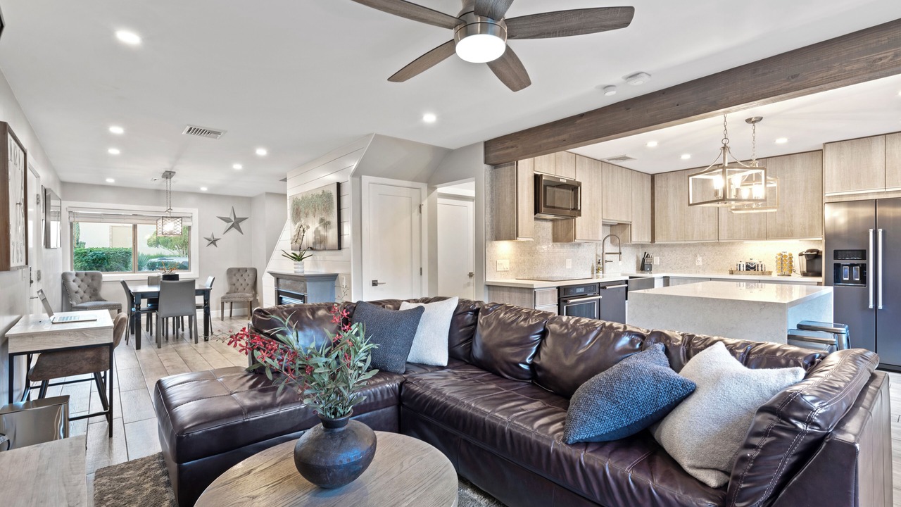 Photo of Livingroom in South Scottsdale