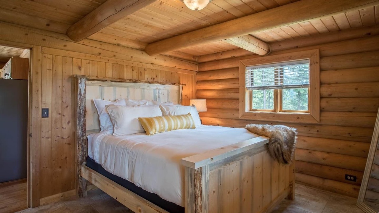 Photo of Bedroom in Superior
