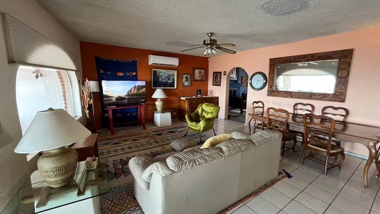 Photo of Livingroom in San Carlos