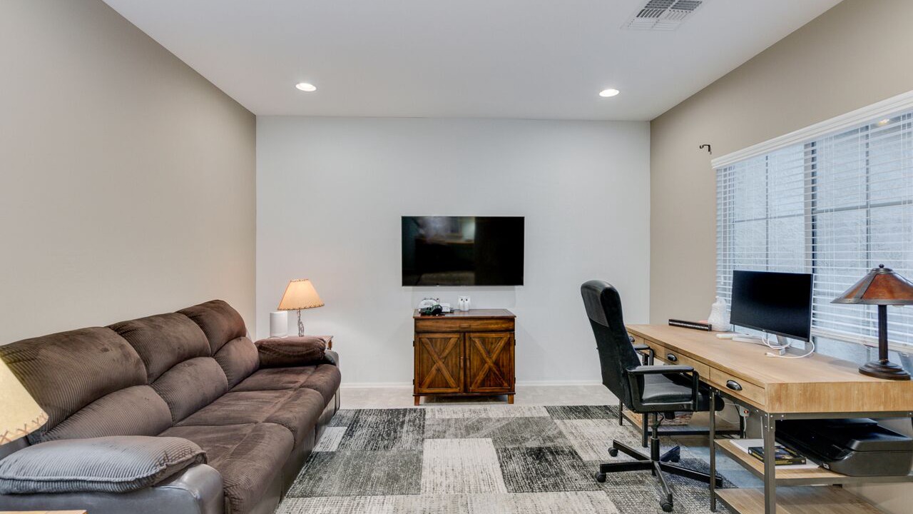 Photo of Livingroom in Anthem at Merrill Ranch