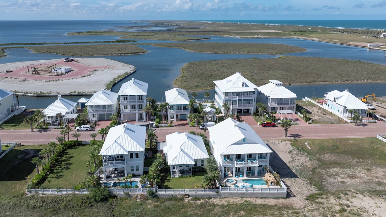 Photo of Outdoor in The Shores