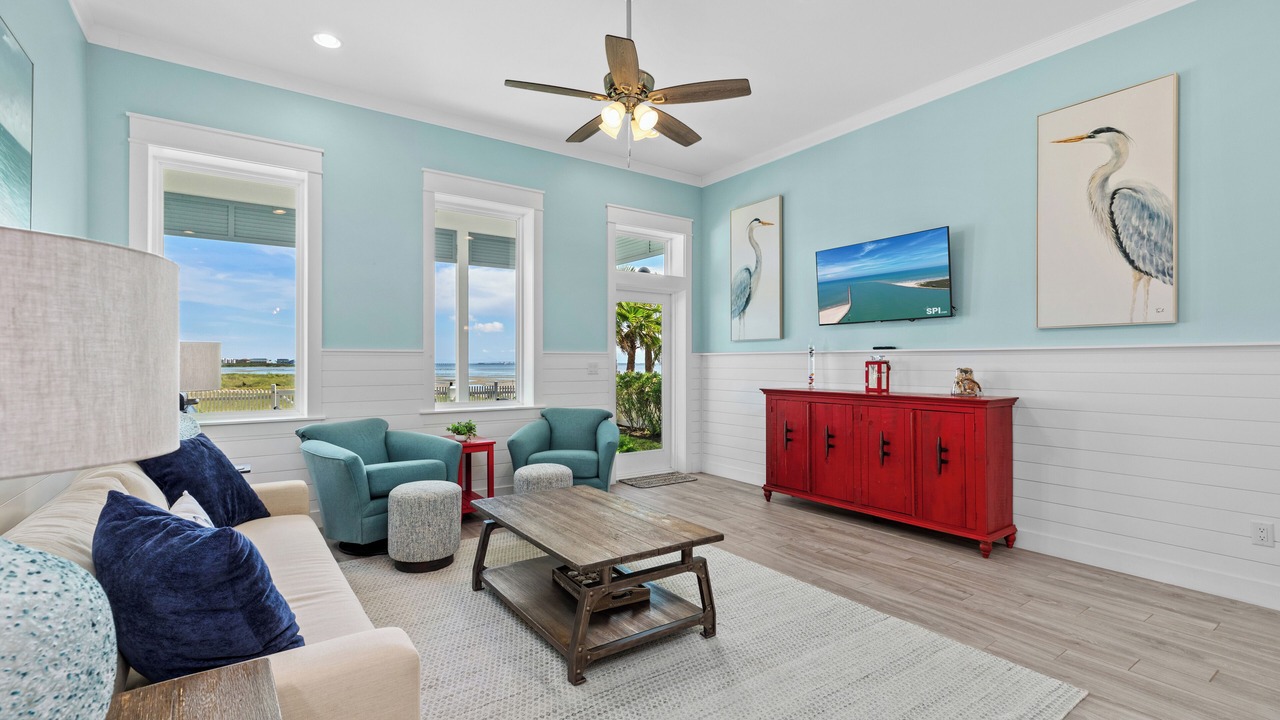 Photo of Livingroom in The Shores