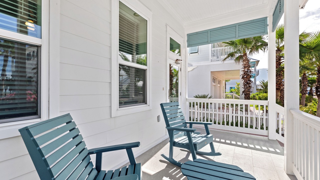 Photo of Patio Balcony in The Shores