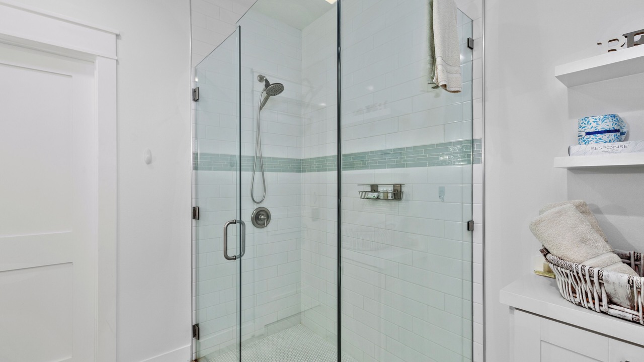 Photo of Bathroom in The Shores
