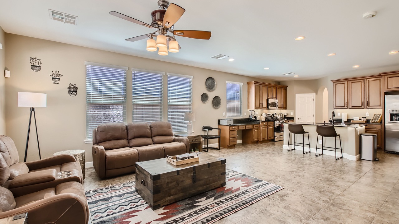 Photo of Livingroom in Estrella Mountain Ranch
