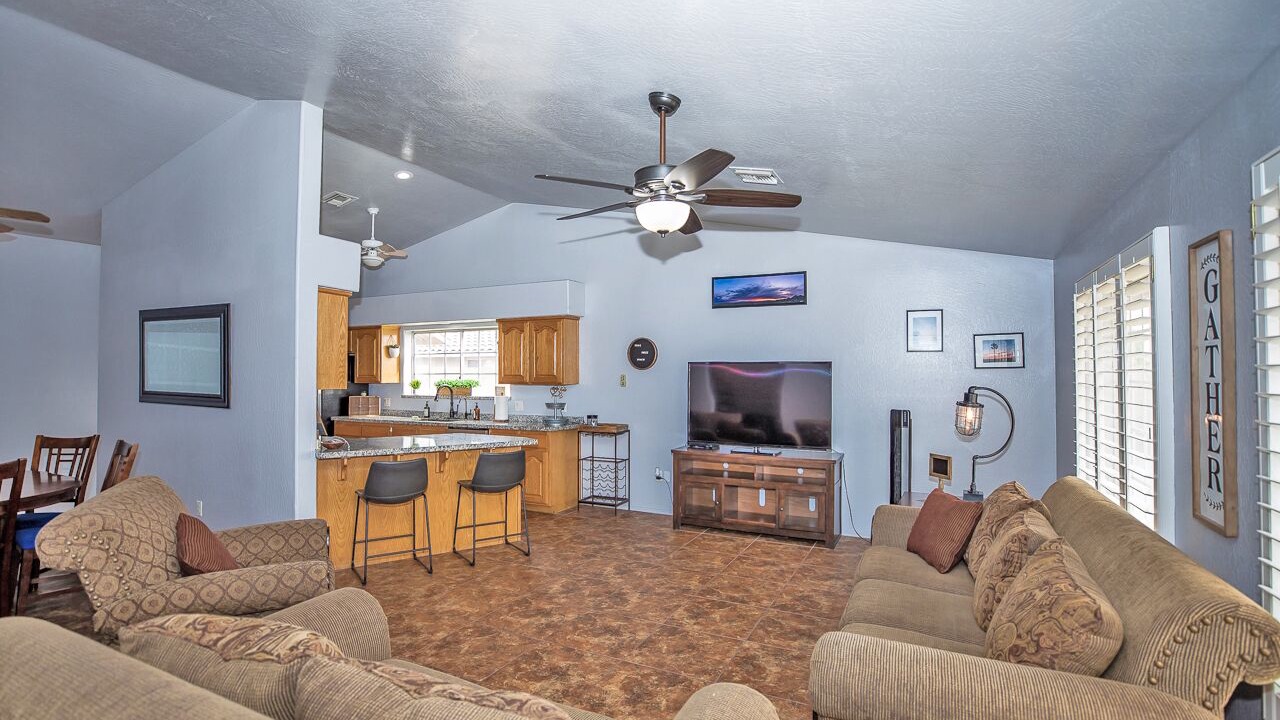 Photo of Livingroom in Yuma