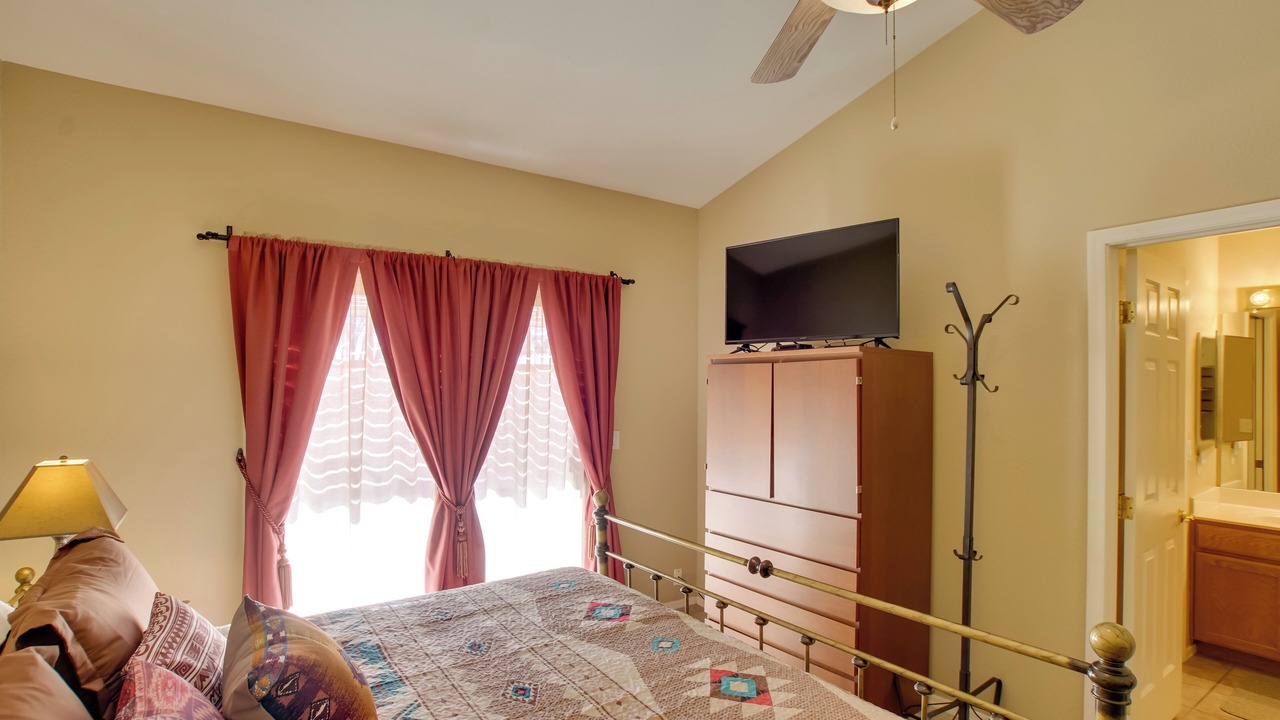 Photo of Bedroom in Park Center Place
