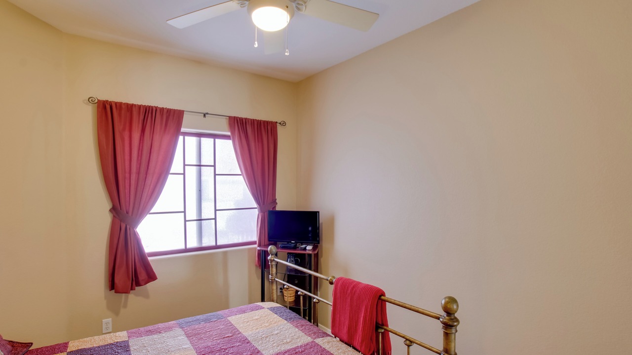 Photo of Bedroom in Park Center Place