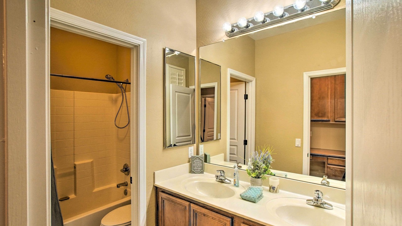 Photo of Bathroom in Greer Ranch