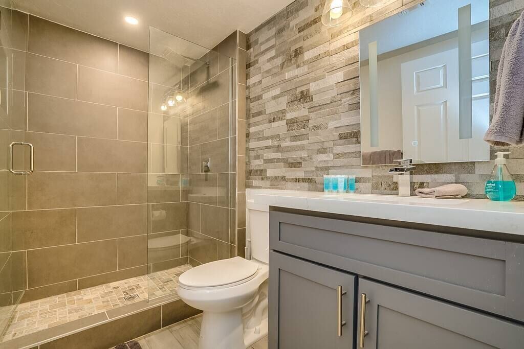 Photo of Bathroom in New Papago Parkway