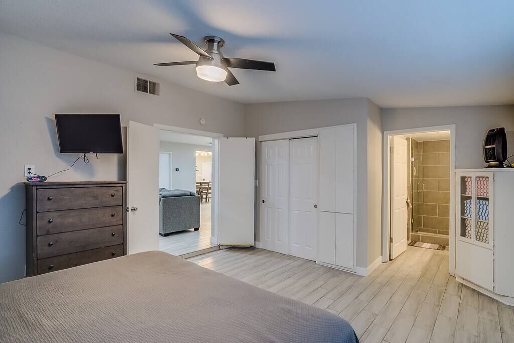 Photo of Bedroom in New Papago Parkway