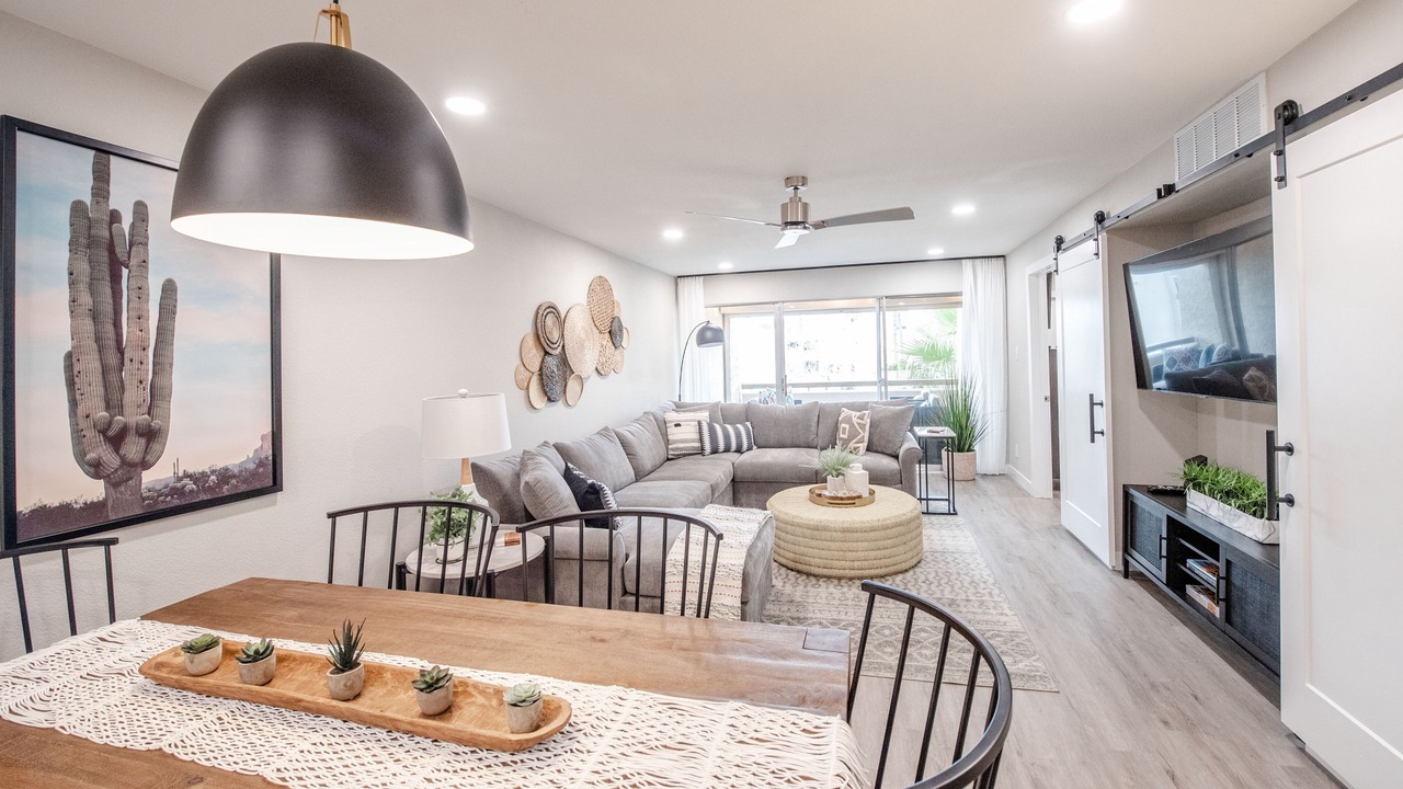 Photo of Livingroom in South Scottsdale