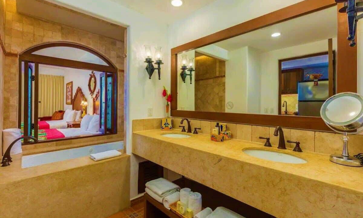 Photo of Bathroom in Cabo San Lucas