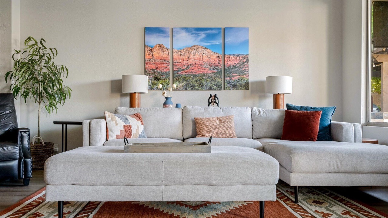 Photo of Livingroom in Fletcher Heights