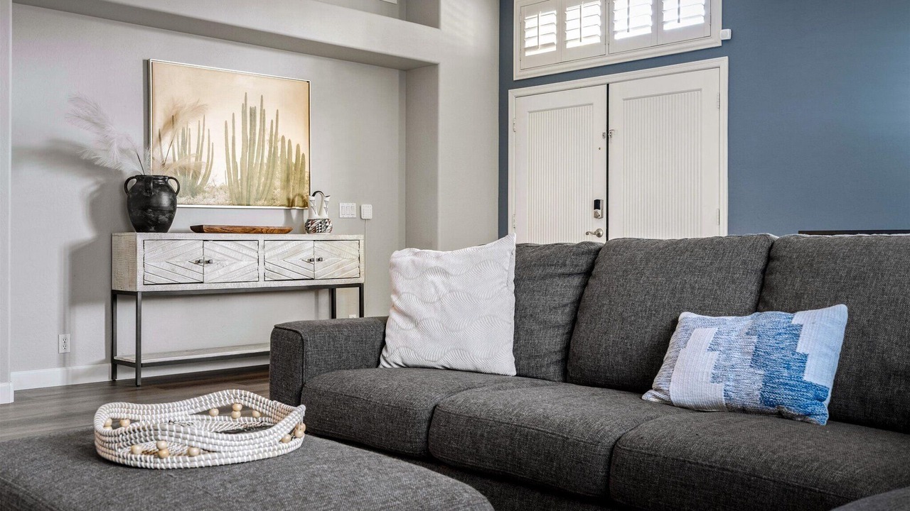 Photo of Livingroom in Fletcher Heights