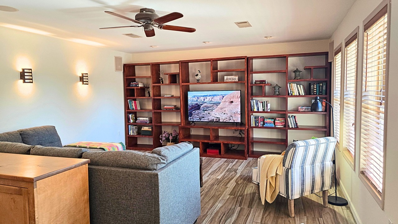 Photo of Livingroom in Sun City