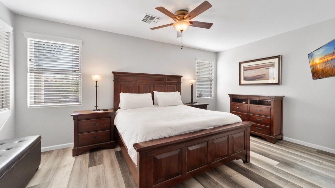 Photo of Bedroom in Rovey Farm Estates