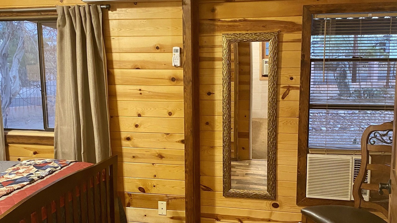 Photo of Bedroom in Quartzsite