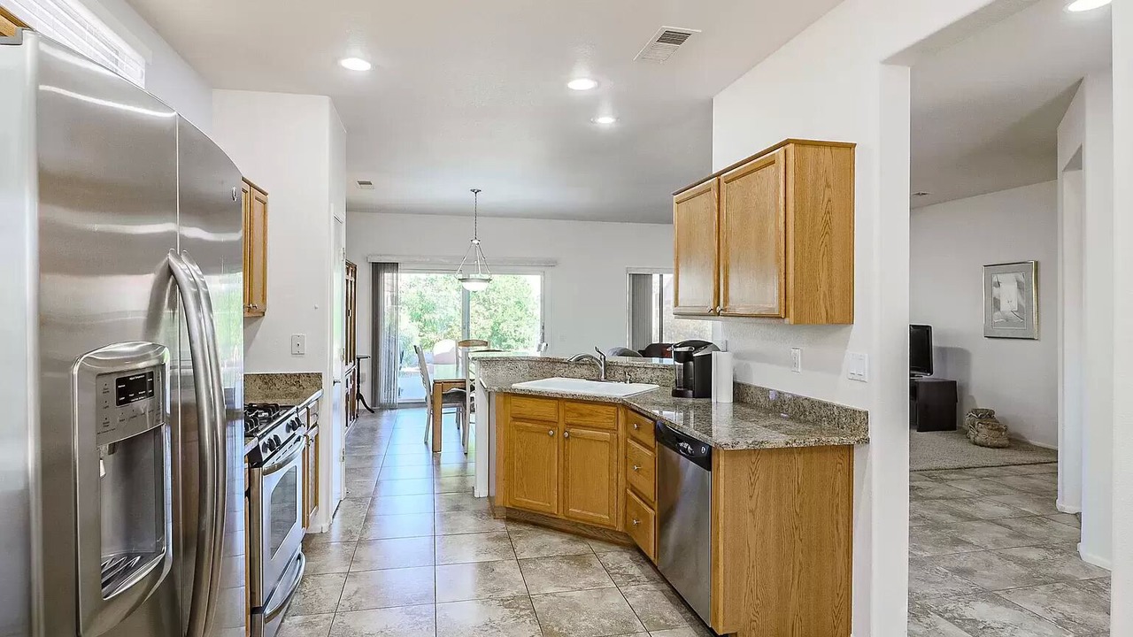 Photo of Kitchen in Desert Breeze