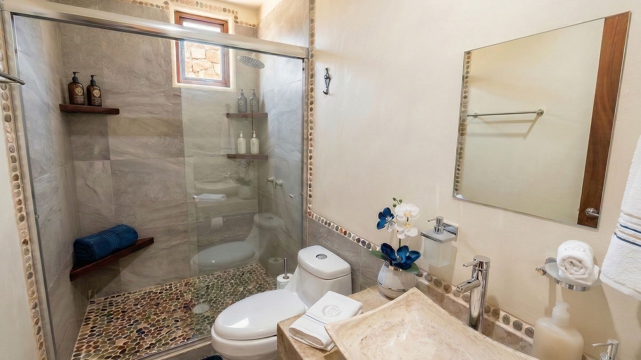 Photo of Bathroom in Playa Las Gatas