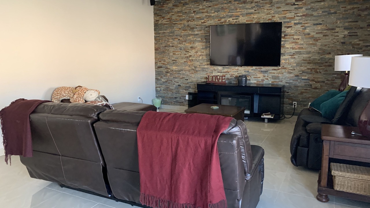 Photo of Livingroom in Sundance