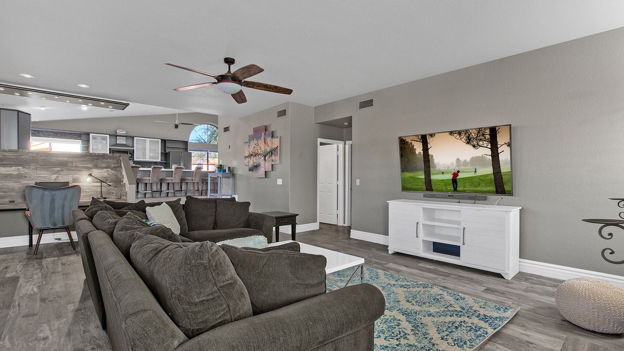 Photo of Bedroom in Moon Valley Canyon