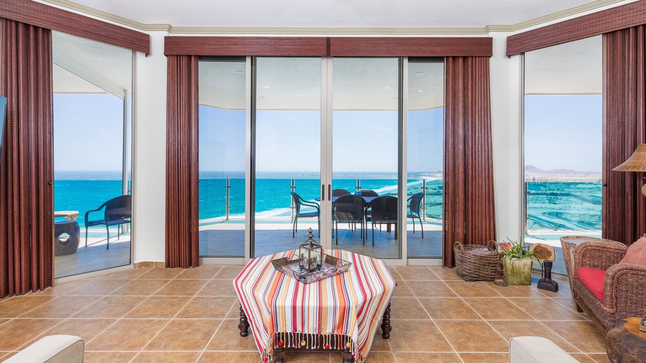 Photo of Livingroom in Sandy Beach