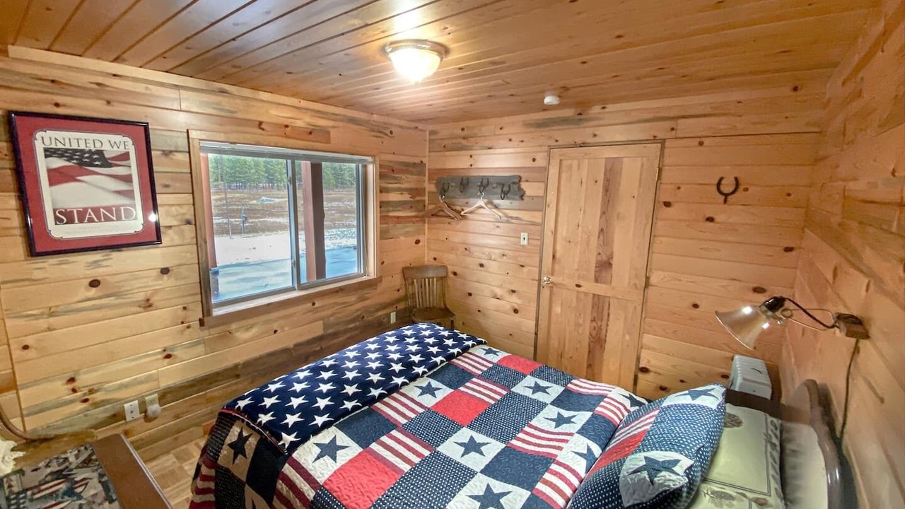 Photo of Bedroom in Thompson Falls