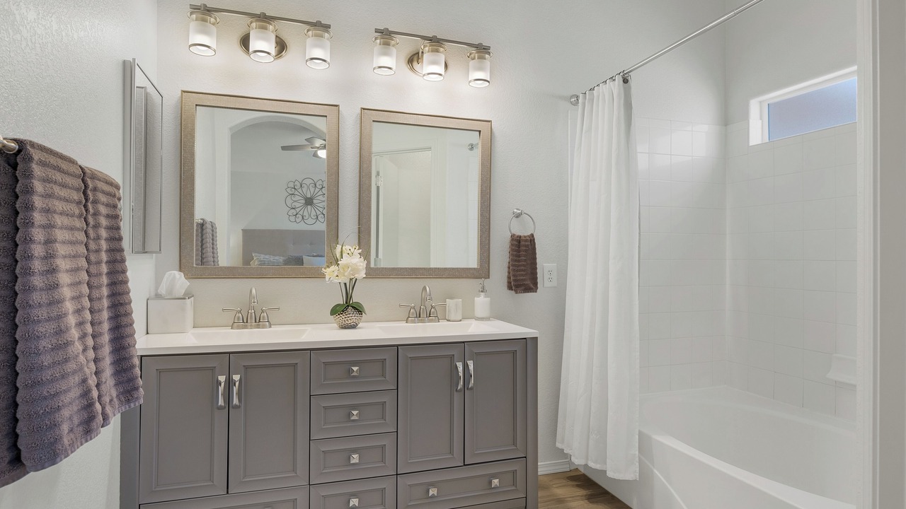 Photo of Bathroom in Dove Mountain