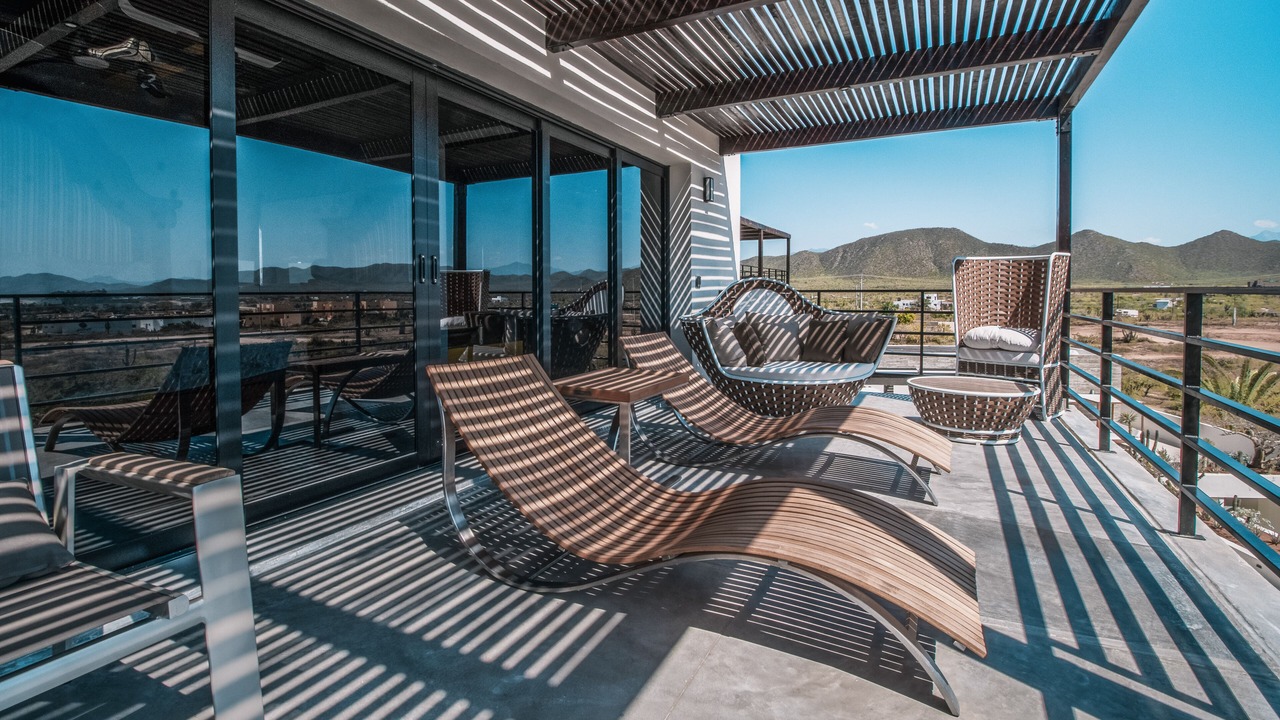 Photo of Patio Balcony in Cerritos