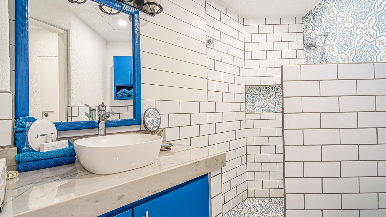 Photo of Bathroom in Marina