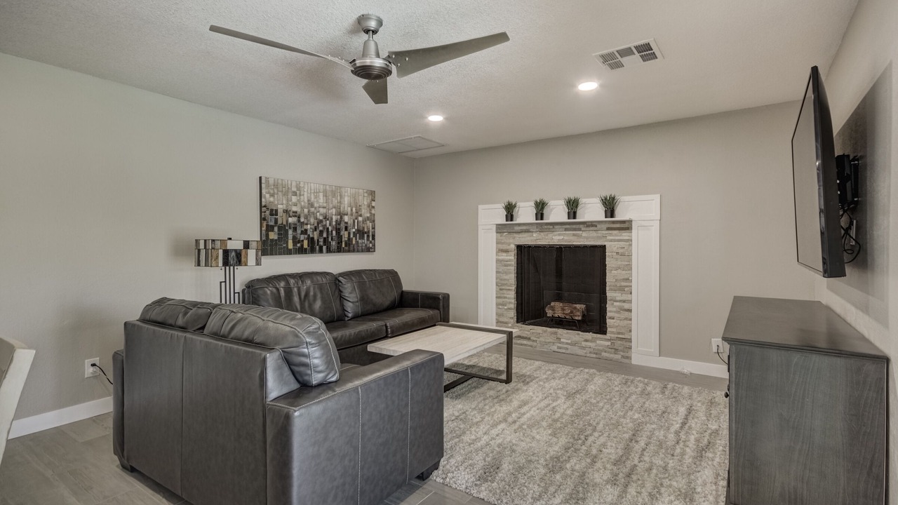 Photo of Livingroom in Tempe