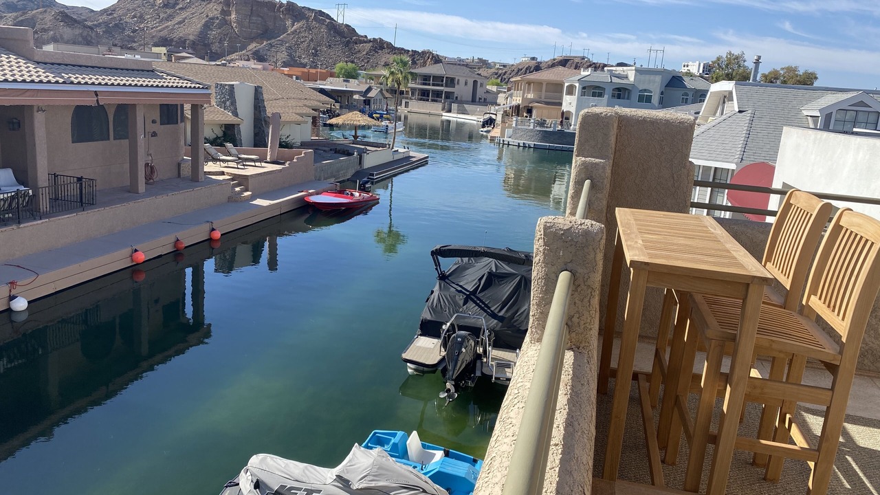 Photo of Patio Balcony in Moovalya Keys