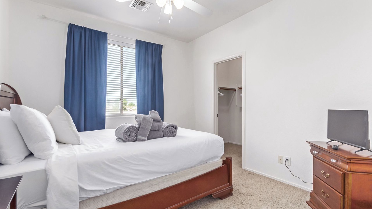 Photo of Bedroom in Rovey Farm Estates