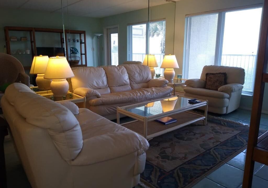 Photo of Livingroom in South Padre Island