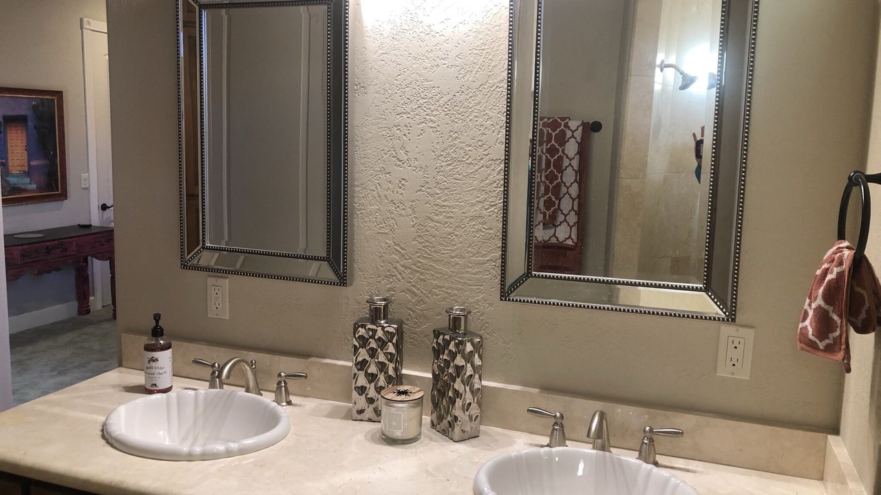 Photo of Bathroom in Parker Strip