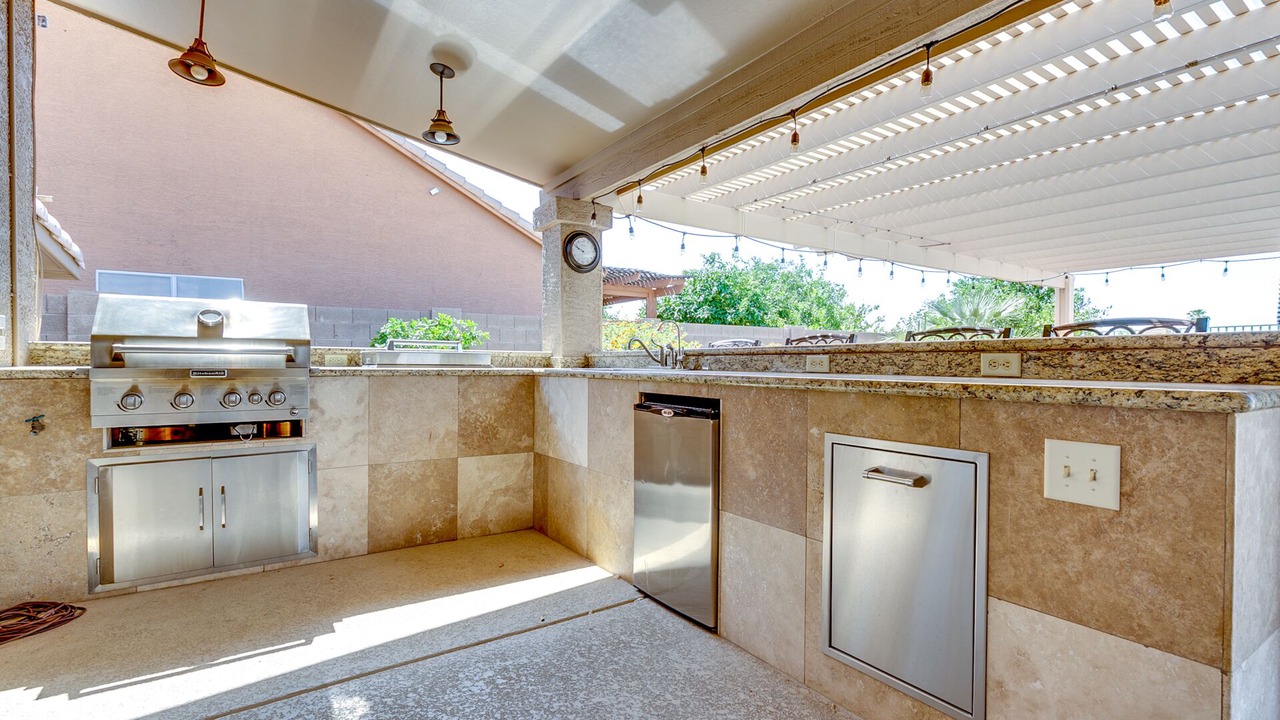 Photo of Patio Balcony in Palm Valley