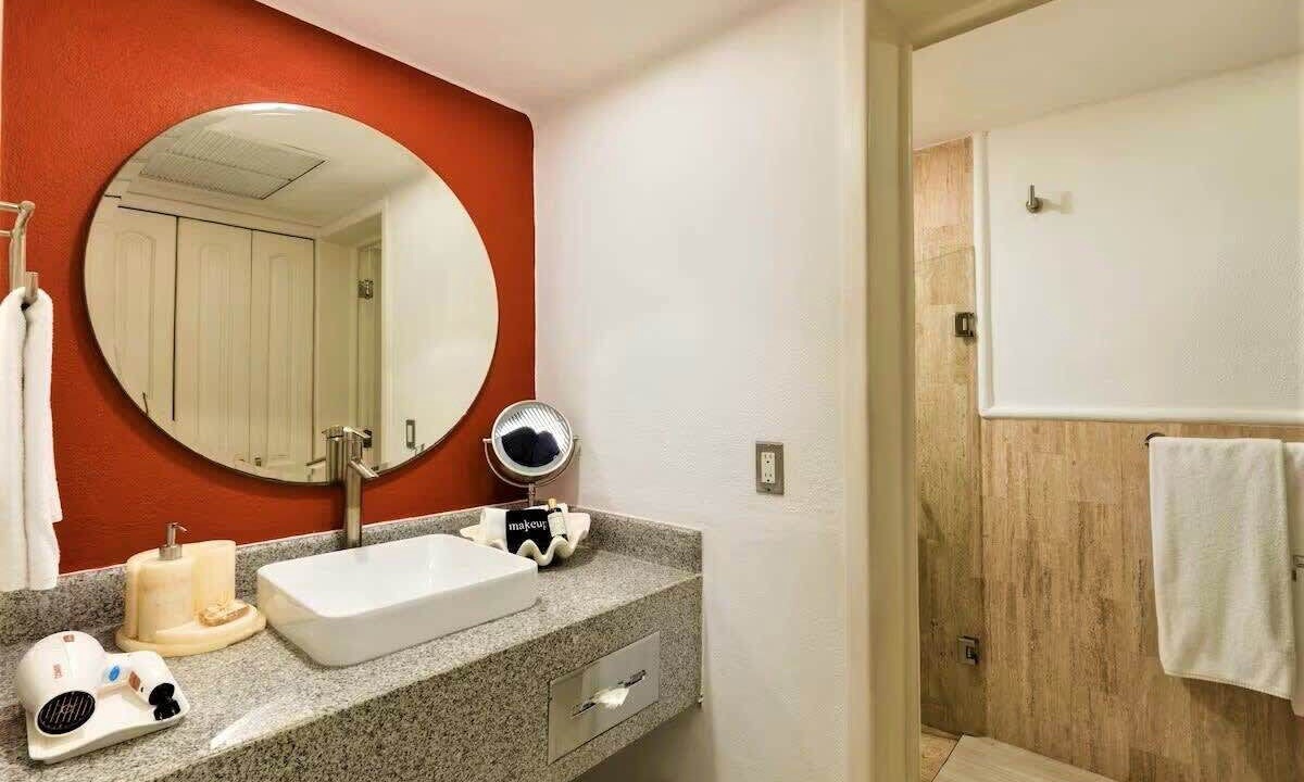 Photo of Bathroom in Marina