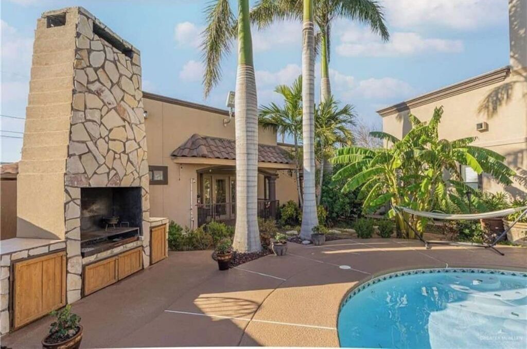 Photo of Outdoor in Garciasville