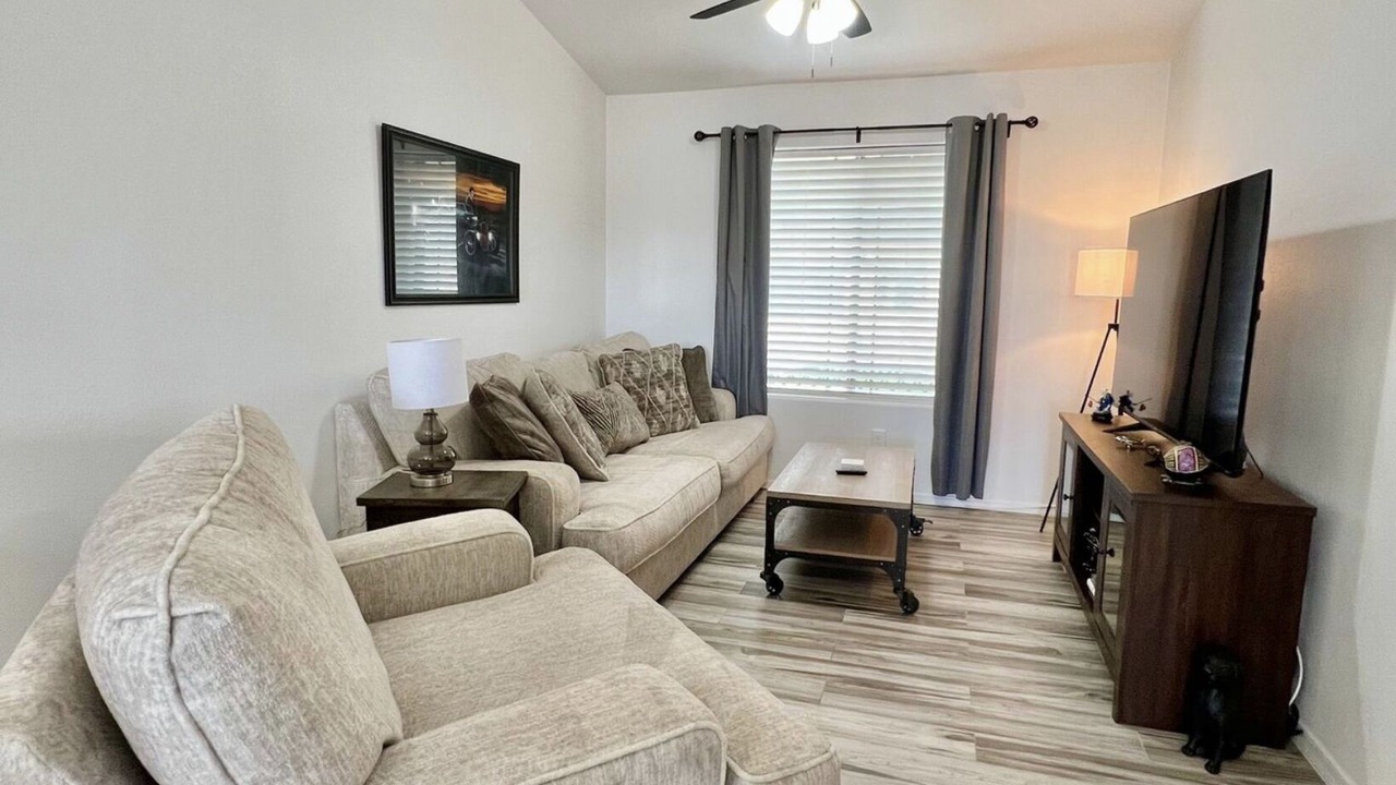 Photo of Livingroom in Yuma