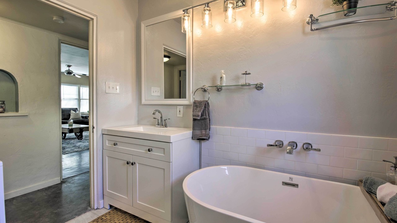 Photo of Bathroom in Fairview Historic District